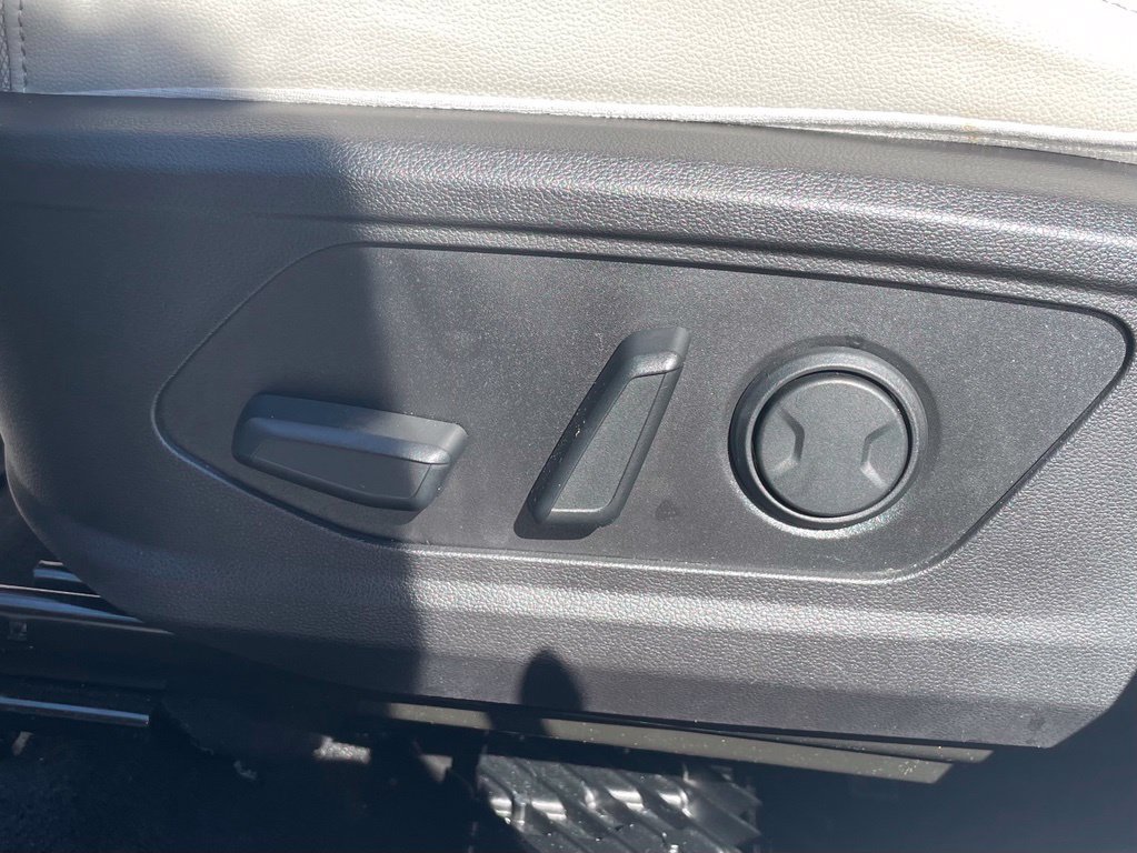 Certified 2022 Hyundai Tucson Limited FWD image 11