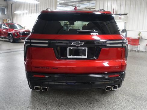 Used 2024 Chevrolet Traverse RS w/ LPO, Floor Liner Package image 6