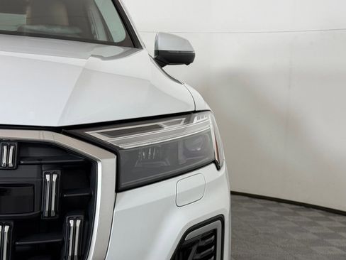 Used 2025 Audi Q7 3.0T Premium Plus w/ Premium Plus Package image 11