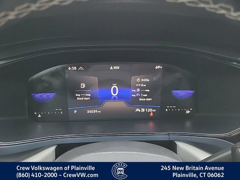 Certified 2023 Volkswagen Taos SE AWD/4WD image 5