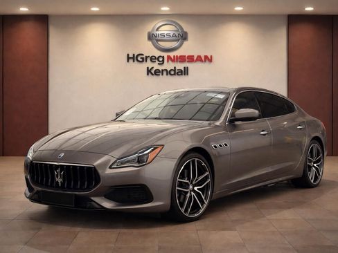 Used 2022 Maserati Quattroporte Modena RWD image 3