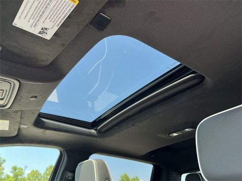 New 2025 GMC Sierra 2500 AT4X image 19