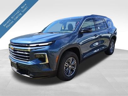 Certified 2025 Chevrolet Traverse LT