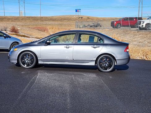 Used 2011 Honda Civic LX image 2