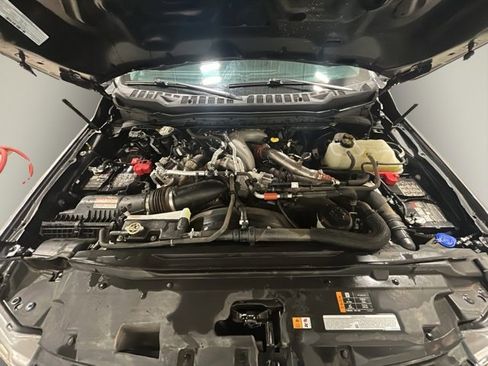 Used 2024 Ford F350 Lariat w/ Black Appearance Package image 26