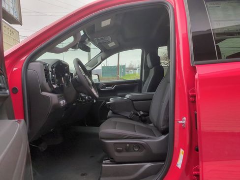 New 2026 GMC Sierra 1500 Elevation image 12