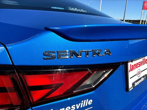 Used 2021 Nissan Sentra SR FWD image 26