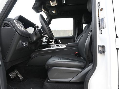 Used 2025 Mercedes-Benz G 580 w/ EQ Technology image 17