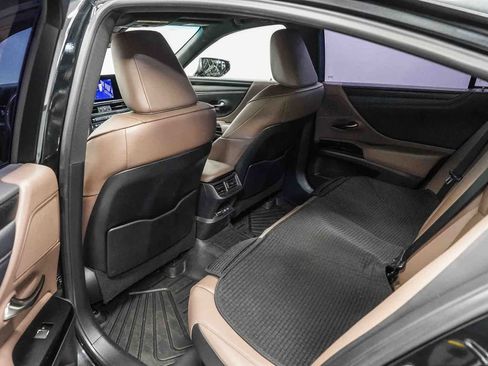Used 2023 Lexus ES 300h w/ Premium Package FWD image 19