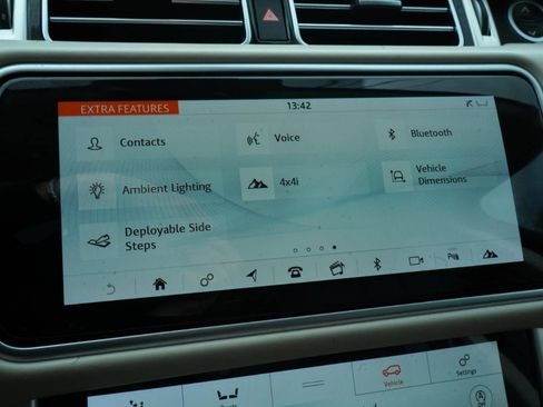 Used 2019 Land Rover Range Rover HSE AWD/4WD image 36
