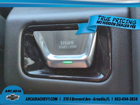 Used 2025 GMC Yukon Elevation AWD/4WD image 29