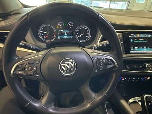Used 2019 Buick Enclave Essence AWD/4WD image 30