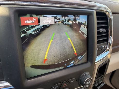 Used 2018 RAM 2500 Laramie w/ Convenience Group AWD/4WD image 27