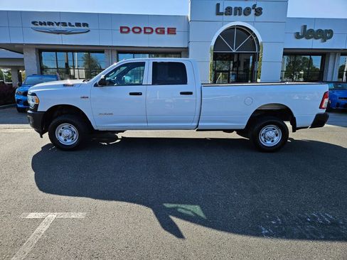 Used 2021 RAM 2500 Tradesman AWD/4WD image 2