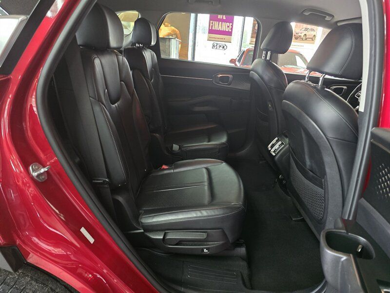 Used 2022 Kia Sorento S AWD/4WD image 18