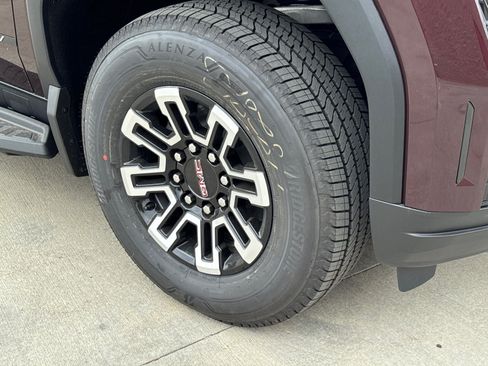 Used 2026 GMC Sierra EV Elevation AWD/4WD image 6