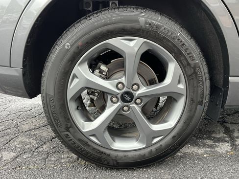 Used 2024 Ford Escape ST-Line w/ Tech Pack #1 image 9