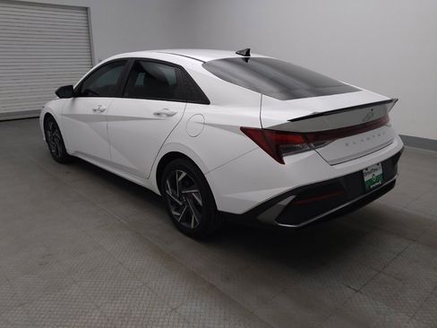 Used 2025 Hyundai Elantra Sport FWD image 5