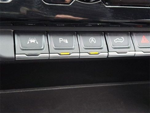 Used 2023 GMC Sierra 1500 Denali w/ Denali Reserve Package image 26