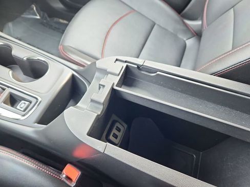 Used 2022 Chevrolet Equinox RS w/ RS Leather Package image 45