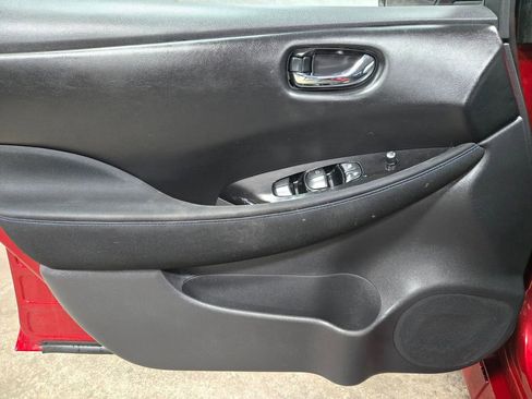 Used 2020 Nissan Leaf SV Plus w/ SV All Weather Package FWD image 8