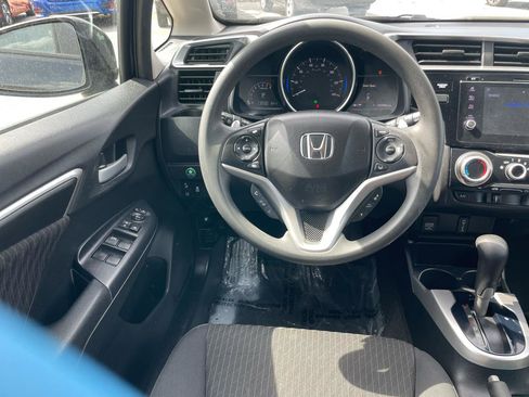 Used 2019 Honda Fit EX image 39