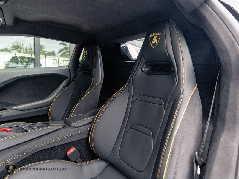 Used 2026 Lamborghini Temerario AWD/4WD image 26