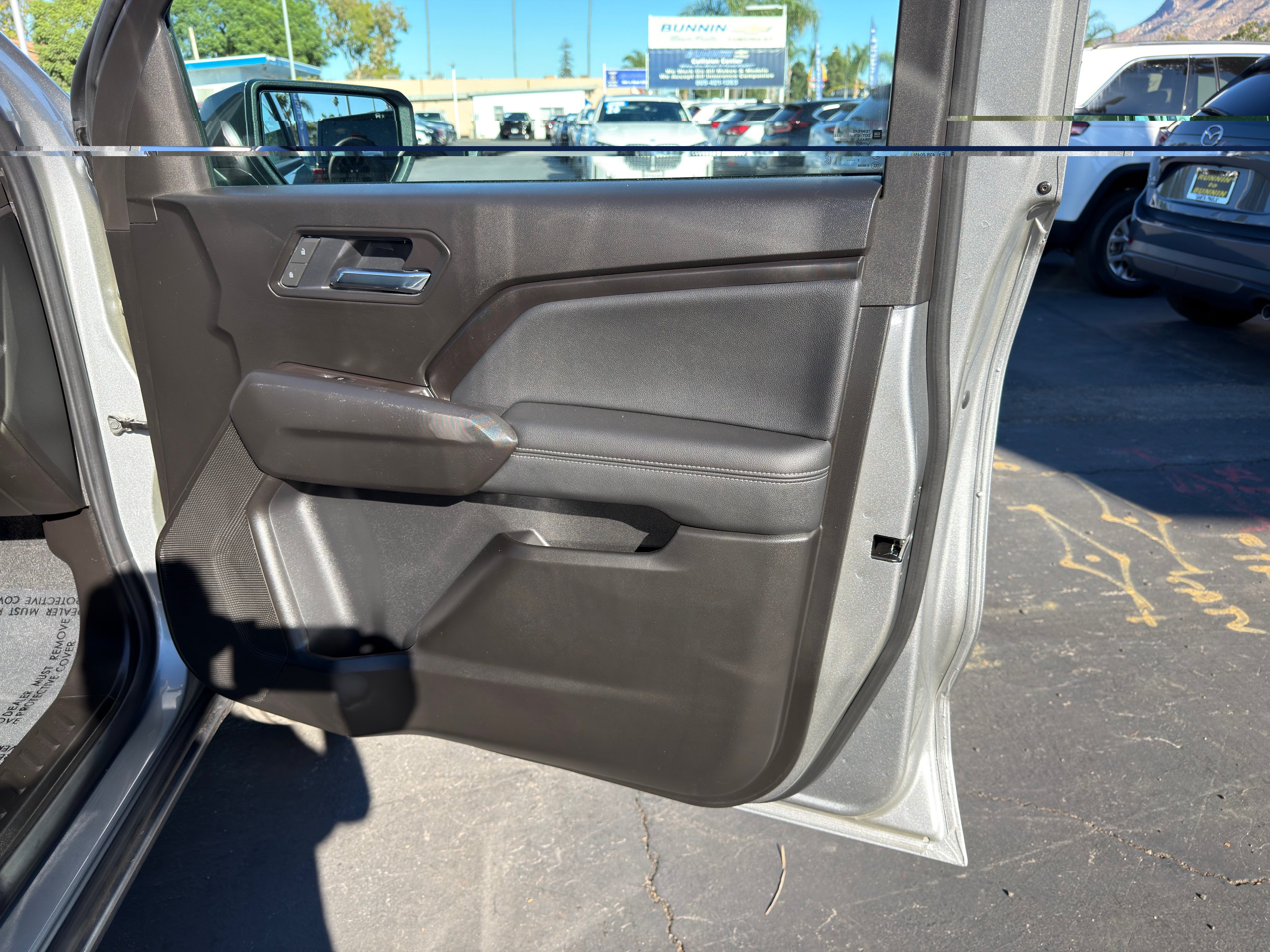 Used 2026 Chevrolet Colorado LT RWD image 11