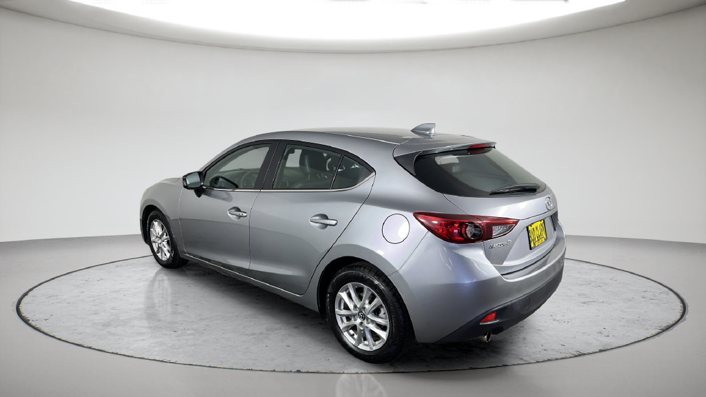 Used 2014 MAZDA MAZDA3 i Grand Touring FWD image 11
