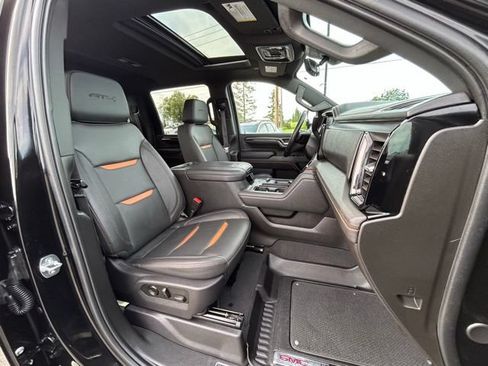 Used 2024 GMC Sierra 3500 AT4 w/ AT4 Premium Plus Package AWD/4WD image 38