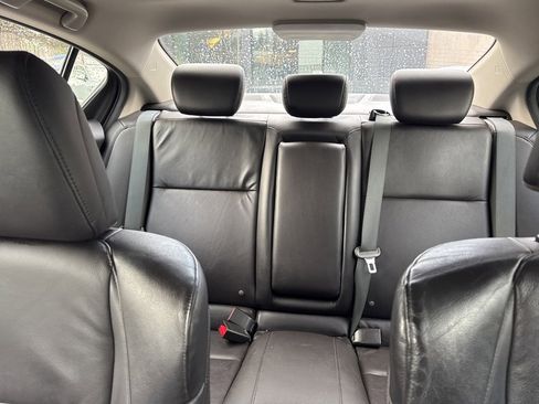 Used 2013 Acura ILX w/ Technology Package image 29