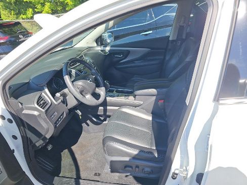 Used 2024 Nissan Murano SL AWD/4WD image 3
