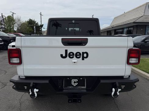 Used 2020 Jeep Gladiator Sport w/ Quick Order Package 24S image 6