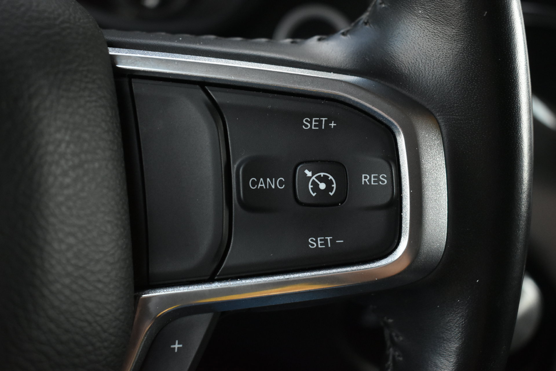 Used 2021 RAM 1500 Laramie AWD/4WD image 21