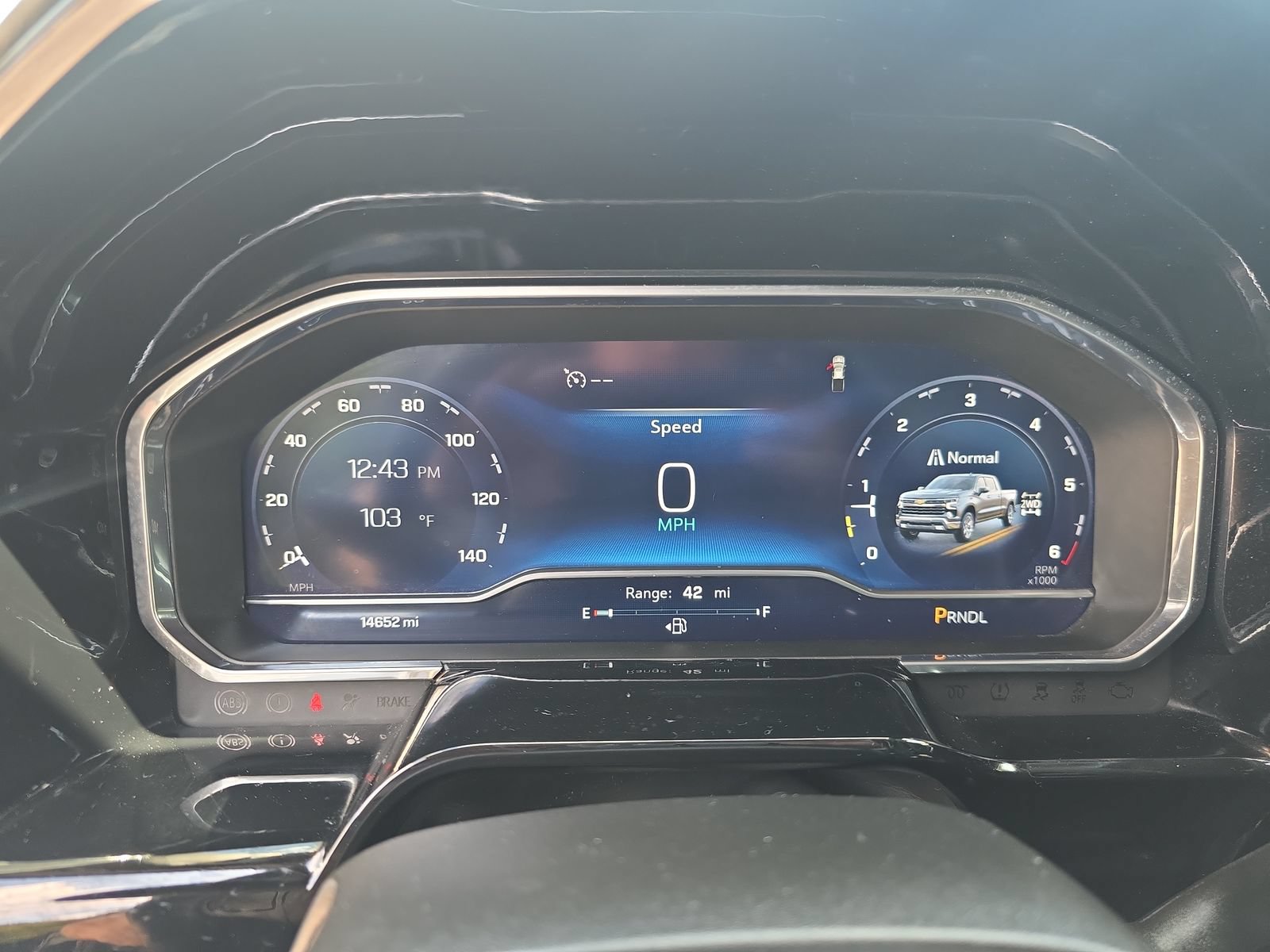 Used 2024 Chevrolet Silverado 1500 LT AWD/4WD image 18
