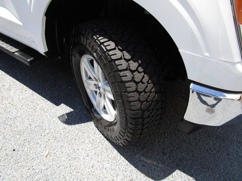Used 2022 Ford F150 XL w/ Equipment Group 101A High AWD/4WD image 35