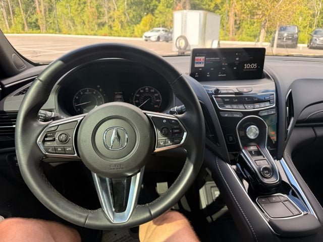 Used 2025 Acura RDX SH-AWD image 2