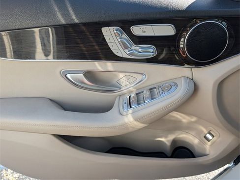 Used 2021 Mercedes-Benz C 300 Sedan image 28