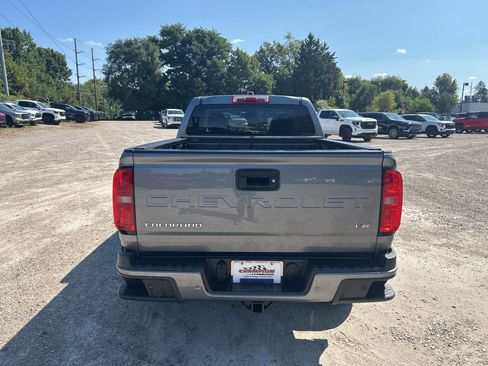 Used 2022 Chevrolet Colorado LT w/ Safety Package image 6