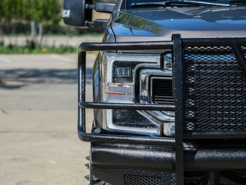 Used 2022 Ford F350 Lariat w/ Lariat Ultimate Package AWD/4WD image 5