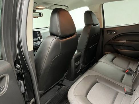 Used 2022 GMC Canyon AT4 AWD/4WD image 43