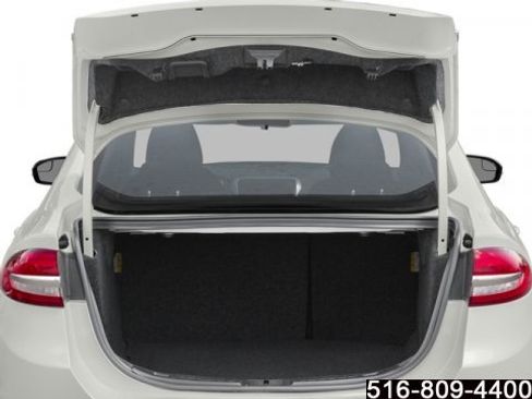 Used 2018 Ford Fusion SE w/ Fusion SE Technology Package image 13