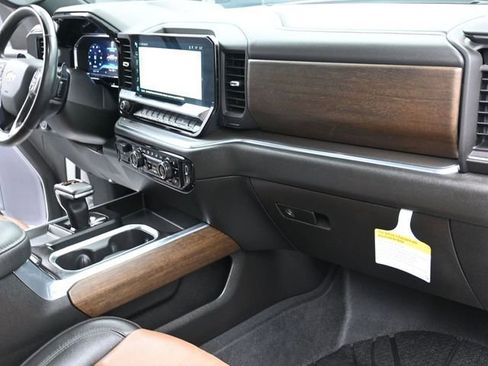 Used 2023 Chevrolet Silverado 1500 High Country w/ High Country Premium Package image 28