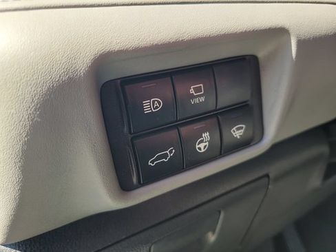 Used 2021 Toyota Highlander Platinum AWD/4WD image 19