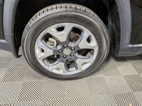 Used 2019 Jeep Compass Limited w/ Safety & Security Group AWD/4WD image 33
