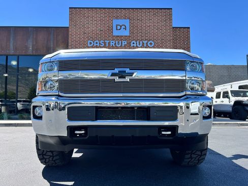 Used 2015 Chevrolet Silverado 2500 LTZ w/ Duramax Plus Package AWD/4WD image 2