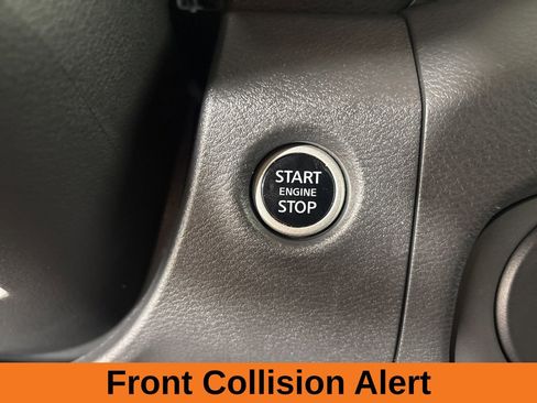 Used 2024 Nissan Frontier SV w/ SV Convenience Package RWD image 13