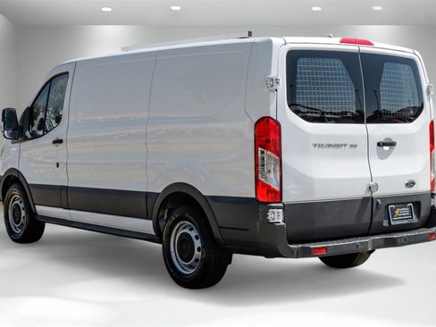 Used 2018 Ford Transit 150 130 Low Roof image 8