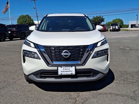 Used 2023 Nissan Rogue SV AWD/4WD image 5