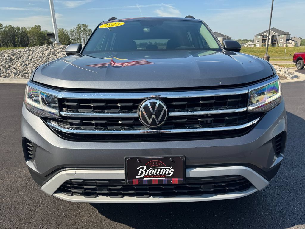 Used 2023 Volkswagen Atlas SE AWD/4WD image 2
